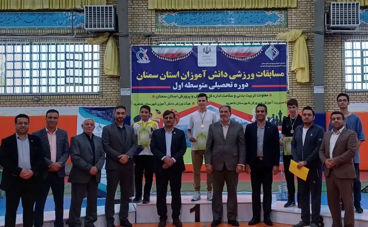 رتبه  3 در مسابقات تنیس روی میز مدارس متوسطه اول استان 